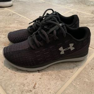 Under Armour runners